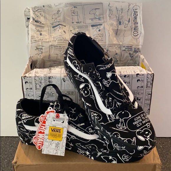 vans old skool snoopy black